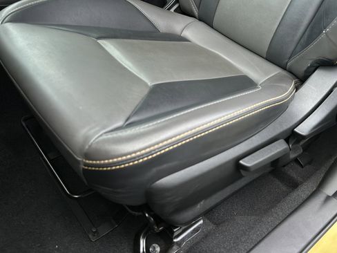 Used 2021 Subaru Crosstrek 2.5i Sport w/ Moonroof Package image 52