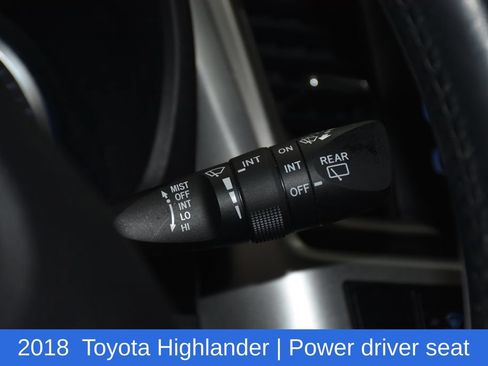 Used 2018 Toyota Highlander XLE AWD/4WD image 12