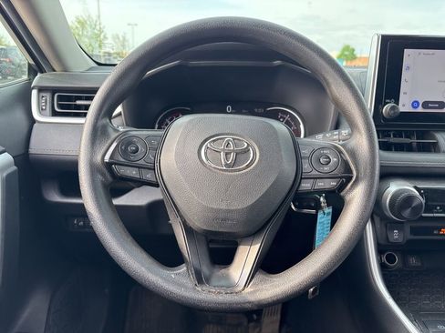 Used 2023 Toyota RAV4 LE image 19