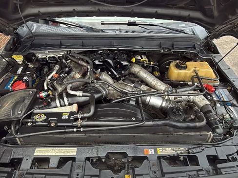 Used 2011 Ford F250 Lariat w/ Lariat Ultimate Pkg image 15