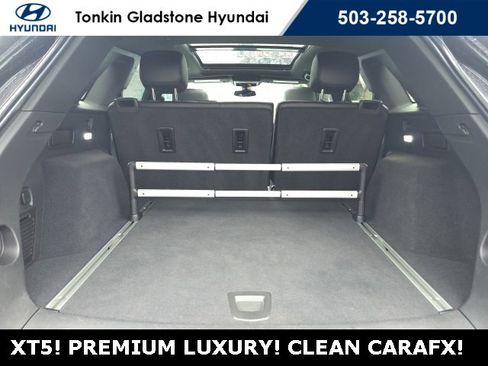 Used 2021 Cadillac XT5 Premium Luxury image 24