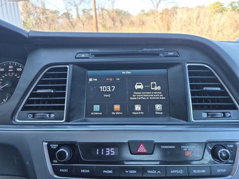 Used 2017 Hyundai Sonata SE image 29