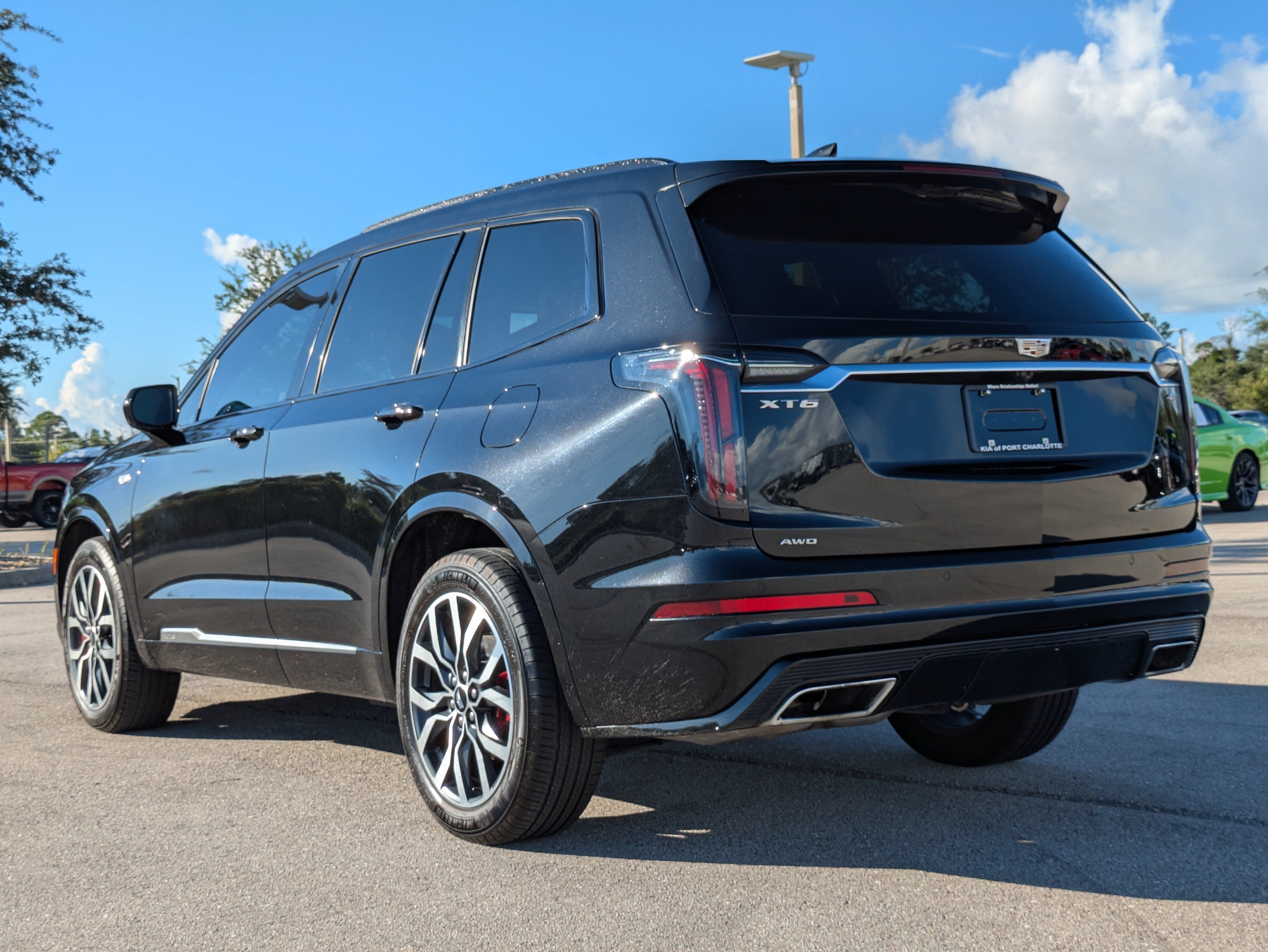 Used 2023 Cadillac XT6 Sport AWD/4WD image 6
