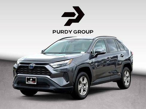 Used 2024 Toyota RAV4 XLE AWD/4WD image 4