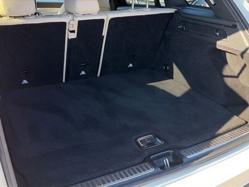 Used 2017 Mercedes-Benz GLC 300 4MATIC image 26