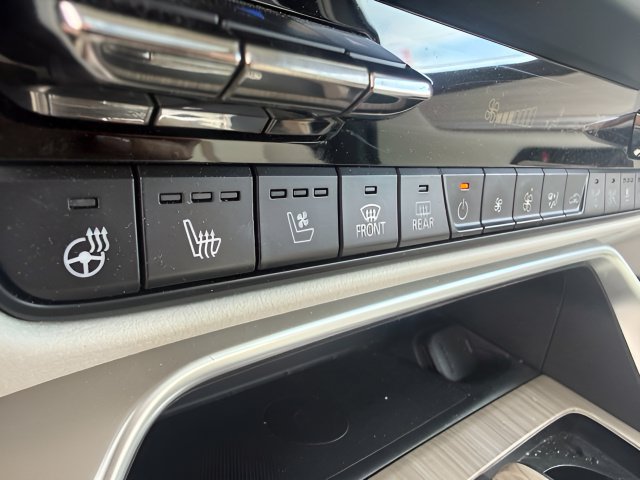 Used 2024 MAZDA CX-90 Plug-In Hybrid w/ Premium Plus AWD/4WD image 17