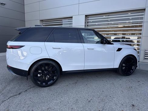 New 2026 Land Rover Range Rover Sport SE AWD/4WD image 8