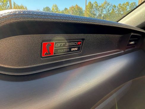 Used 2016 Ford Mustang Shelby GT350R w/ GT350R Equipment Group 920A image 23