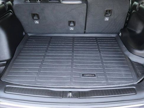 Used 2024 Jeep Grand Cherokee Altitude AWD/4WD image 6