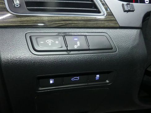 Used 2016 Hyundai Sonata Limited FWD image 28