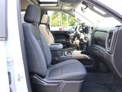 Used 2019 Chevrolet Silverado 1500 LT Trail Boss AWD/4WD image 43