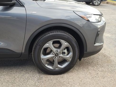 Used 2025 Ford Escape ST-Line AWD/4WD image 7