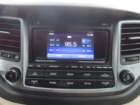 Used 2018 Hyundai Tucson SE FWD image 22