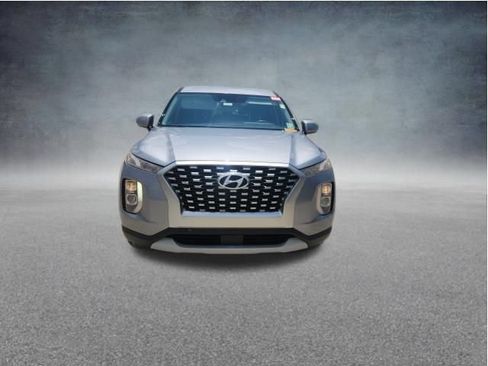 Used 2020 Hyundai Palisade SE FWD image 3