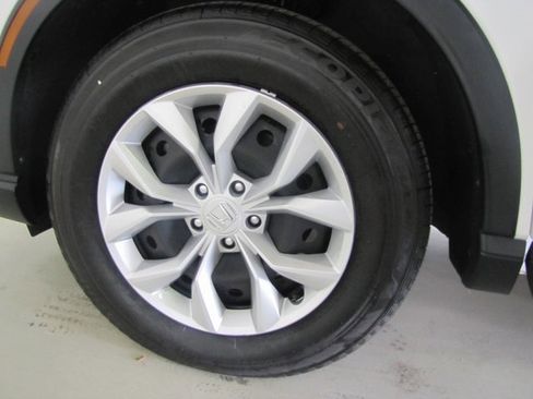 Certified 2025 Honda CR-V LX image 27