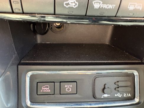 Used 2020 Subaru Ascent Premium w/ Sport Package image 21