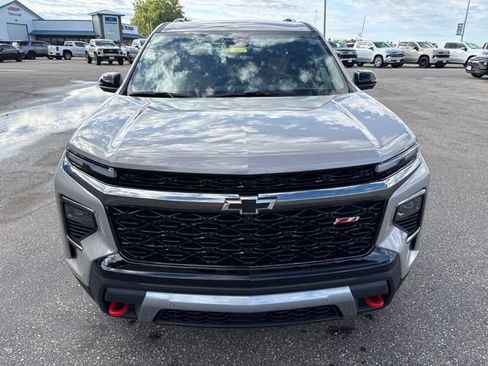 New 2027 Chevrolet Traverse Z71 w/ Enhanced Driving Package AWD/4WD image 3