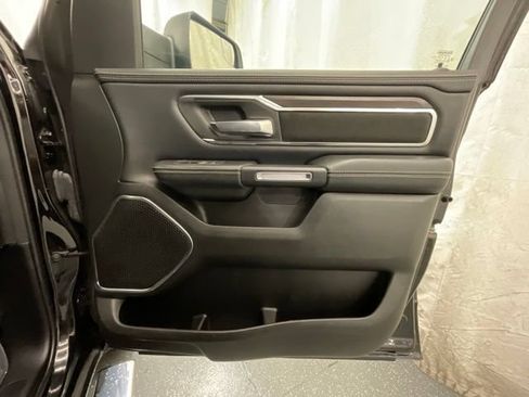 Used 2025 RAM 1500 Laramie w/ Sport Appearance Package AWD/4WD image 22