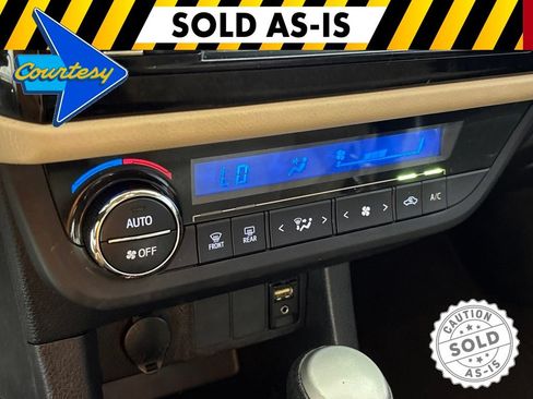 Used 2016 Toyota Corolla LE FWD image 31