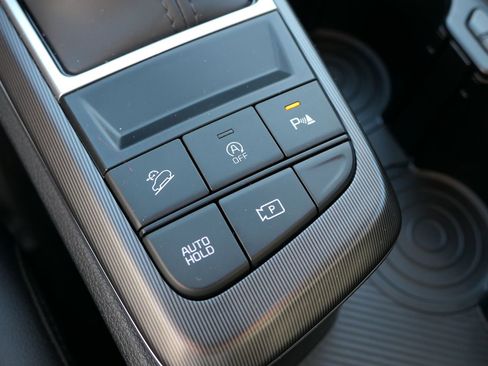 Certified 2026 Kia Sportage EX w/ EX Panorama Roof Package image 22