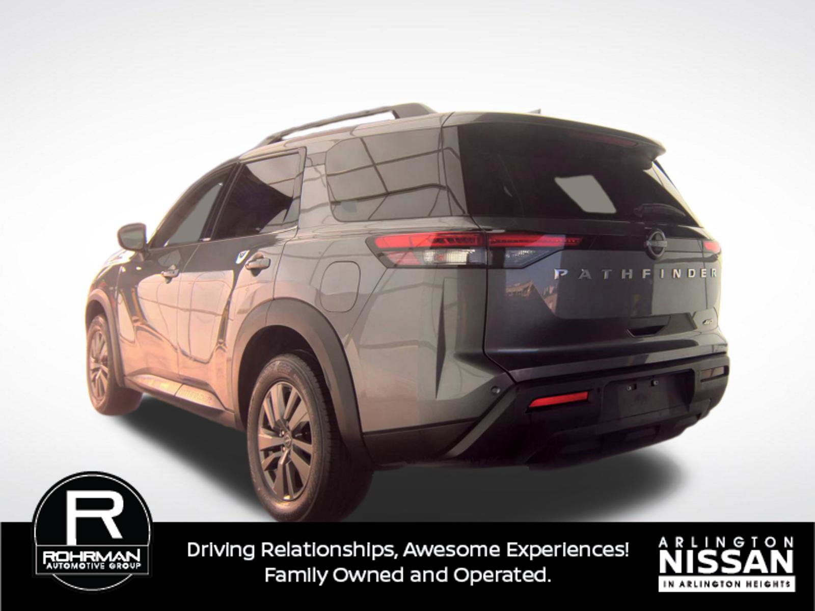 Used 2025 Nissan Pathfinder SV AWD/4WD image 9