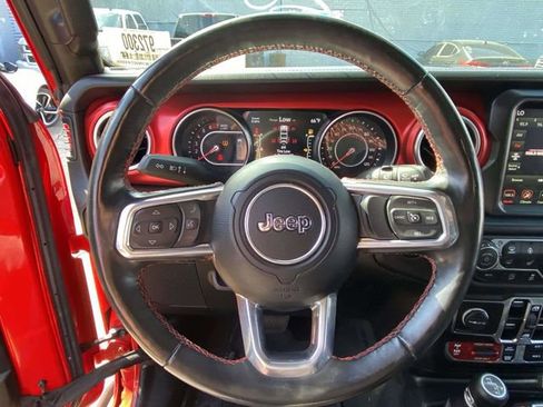 Used 2022 Jeep Wrangler Unlimited Rubicon w/ LED Lighting Group image 24