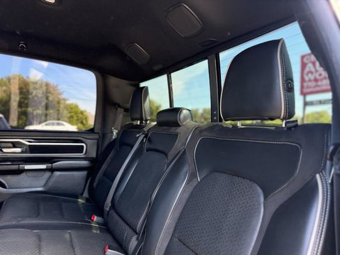 Used 2019 RAM 1500 Laramie RWD image 36