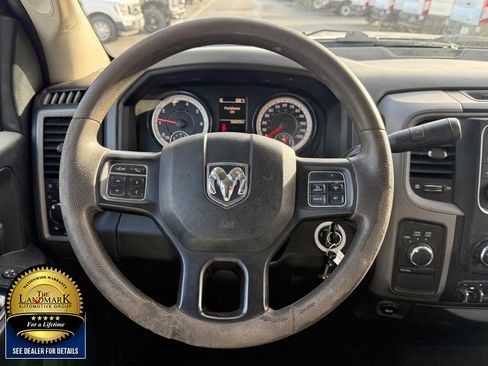 Used 2017 RAM 2500 Tradesman w/ Chrome Appearance Group image 16