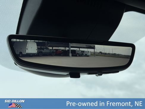 Used 2023 GMC Yukon XL Denali Ultimate AWD/4WD image 16
