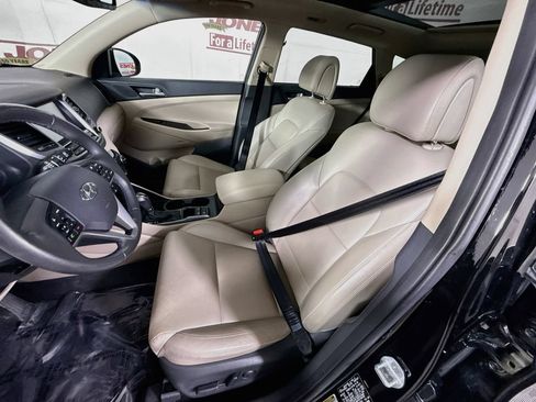 Used 2018 Hyundai Tucson Limited w/ Ultimate Package 02 FWD image 27