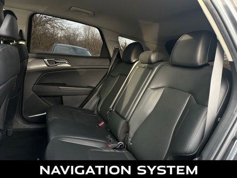 Certified 2023 Kia Sportage EX image 9