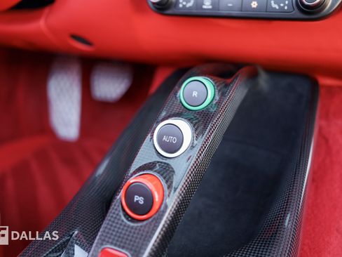 Used 2022 Ferrari 812 GTS RWD image 39