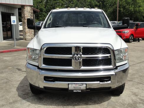 Used 2015 RAM 3500 Tradesman w/ Chrome Appearance Group AWD/4WD image 2