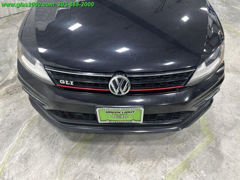 Used 2017 Volkswagen Jetta GLI FWD image 24
