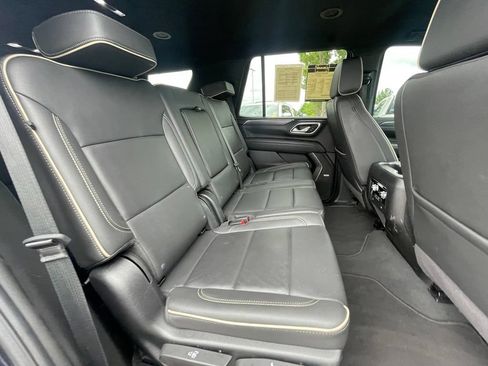 Used 2024 GMC Yukon SLT AWD/4WD image 26