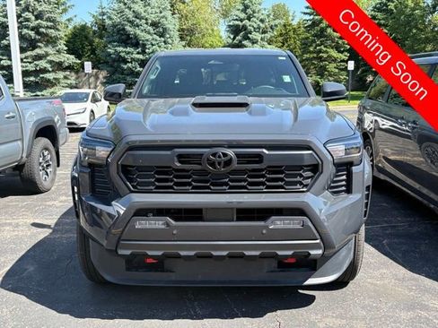 Used 2024 Toyota Tacoma TRD Sport w/ TRD Sport Upgrade Package AWD/4WD image 2