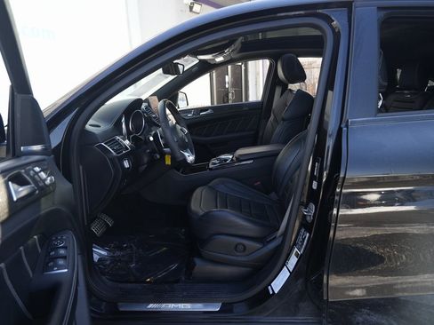 Used 2019 Mercedes-Benz GLE 63 AMG S image 28