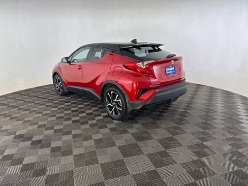 Used 2020 Toyota C-HR XLE FWD image 10