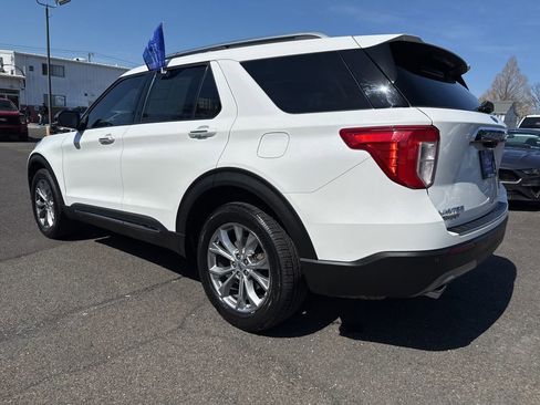 Certified 2022 Ford Explorer Limited w/ Equipment Group 301A AWD/4WD image 7