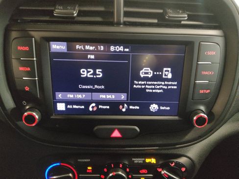 Used 2022 Kia Soul LX w/ Technology Package FWD image 25