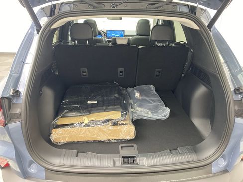 New 2024 Ford Escape SE w/ PHEV Premium Package image 28