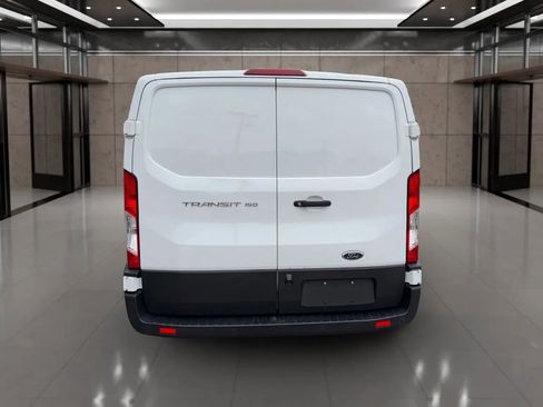 Used 2024 Ford Transit 150 Low Roof RWD image 4