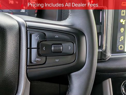 Used 2023 GMC Yukon Denali AWD/4WD image 27