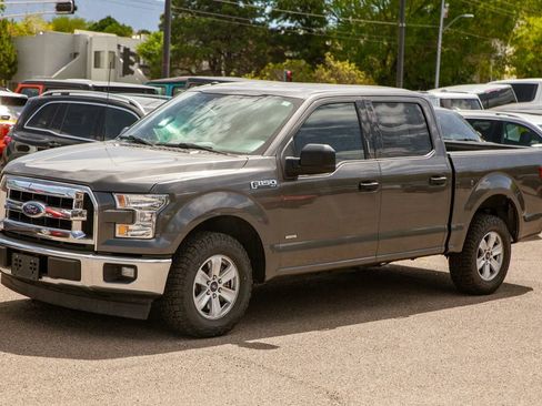 Used 2017 Ford F150 XLT RWD image 9