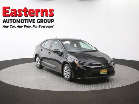 Used 2025 Toyota Corolla LE FWD image 48