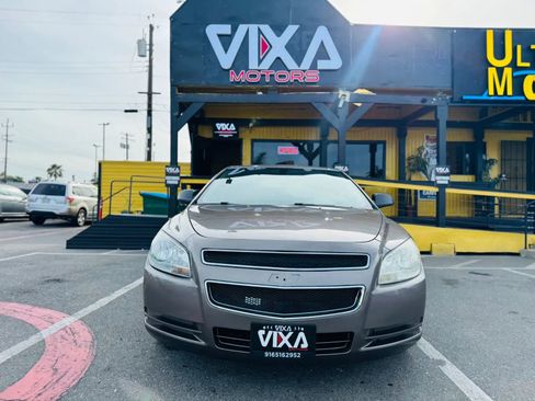 Used 2011 Chevrolet Malibu LS FWD image 2