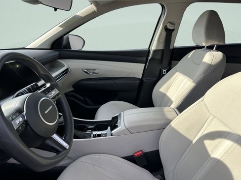 Used 2025 Hyundai Tucson SEL image 11