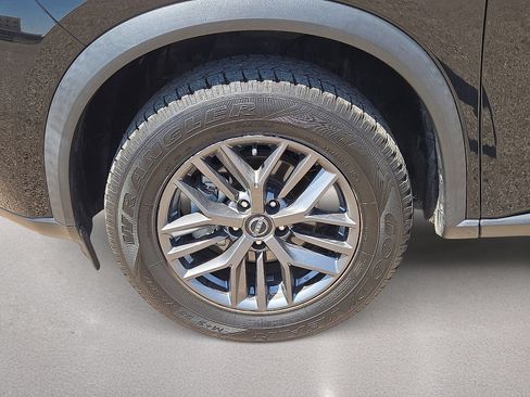 Used 2023 Nissan Rogue S FWD image 10