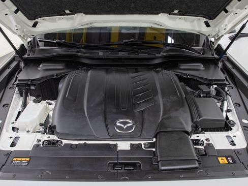 Certified 2024 MAZDA CX-90 3.3 Turbo w/ Preferred Plus AWD/4WD image 32