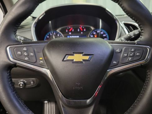 Used 2020 Chevrolet Equinox LT w/ Driver Convenience Package AWD/4WD image 22